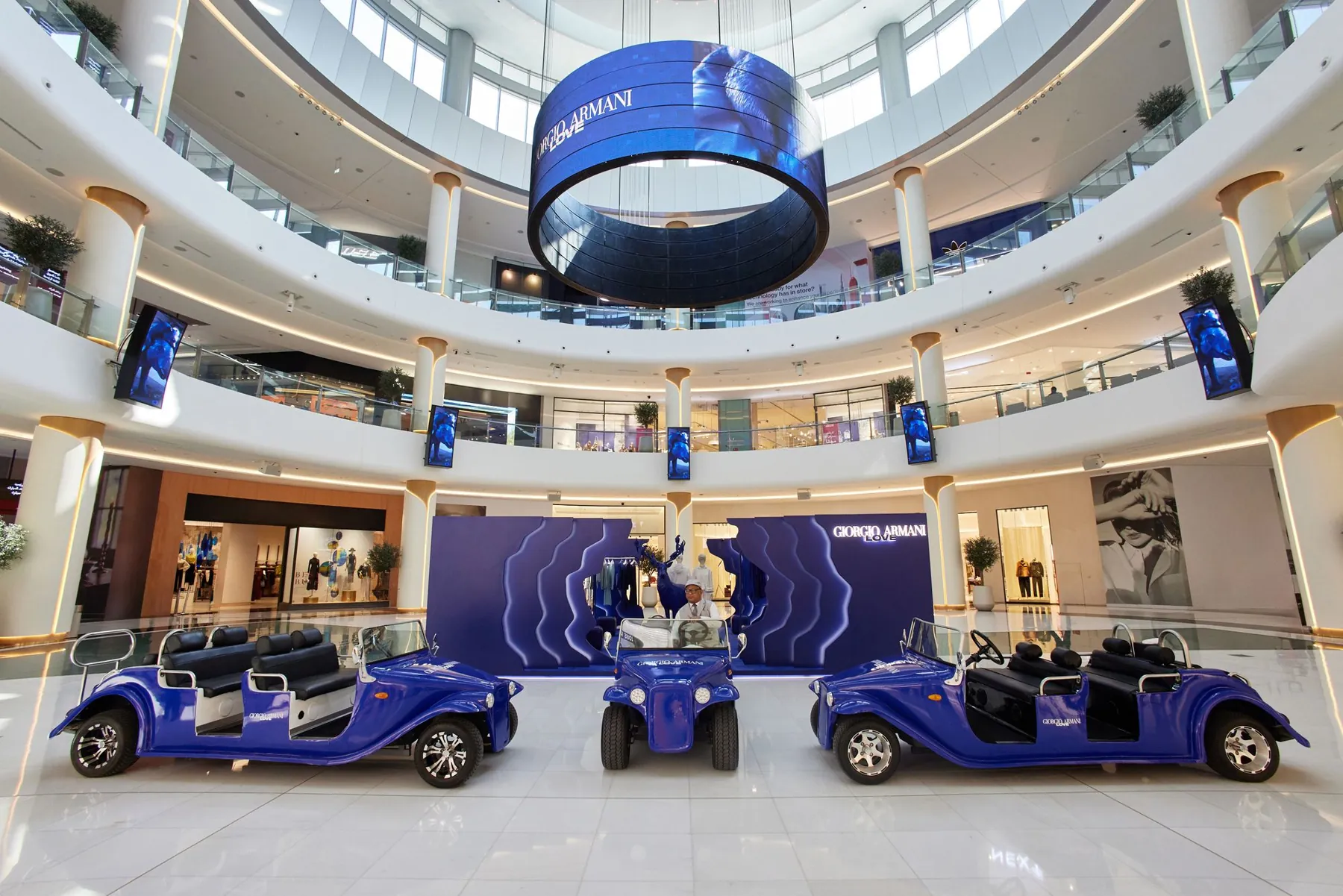 Giorgio Armani Love Campaign, Dubai Mall