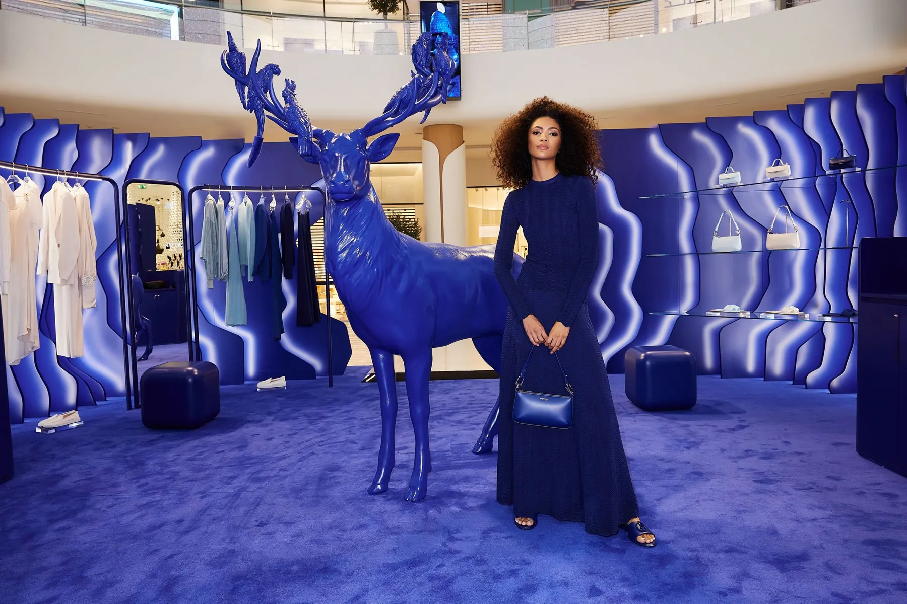 Giorgio Armani Love Campaign, Dubai Mall